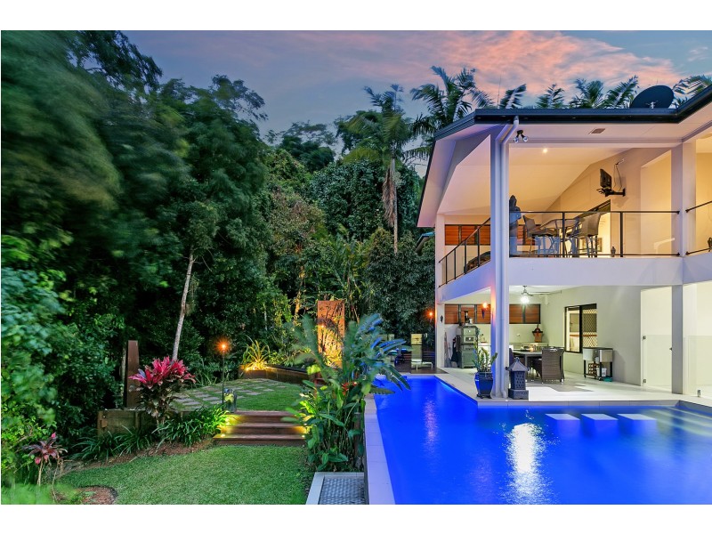 31 Gloucester Street, Whitfield QLD 4870