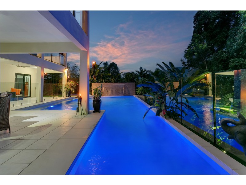 31 Gloucester Street, Whitfield QLD 4870