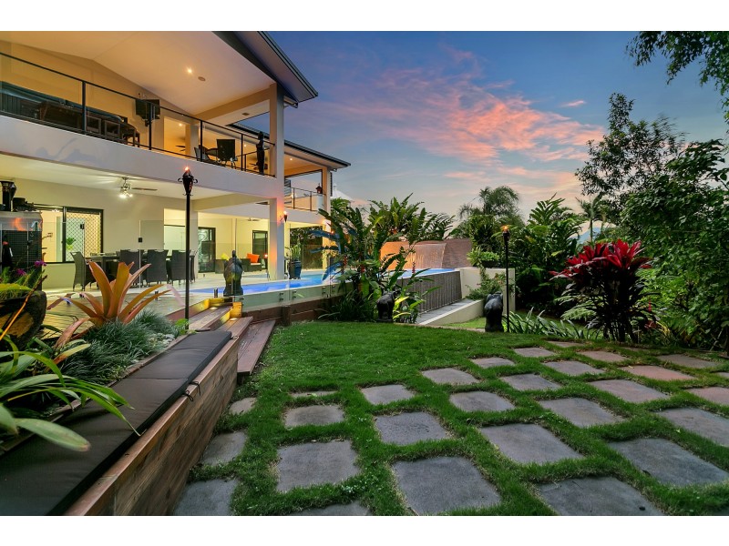 31 Gloucester Street, Whitfield QLD 4870