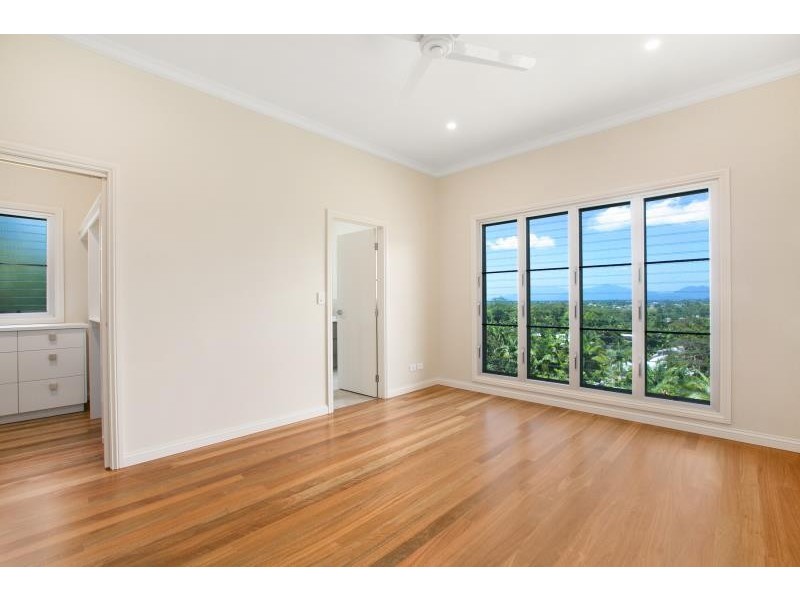 37 Walsh Street, Edge Hill QLD 4870