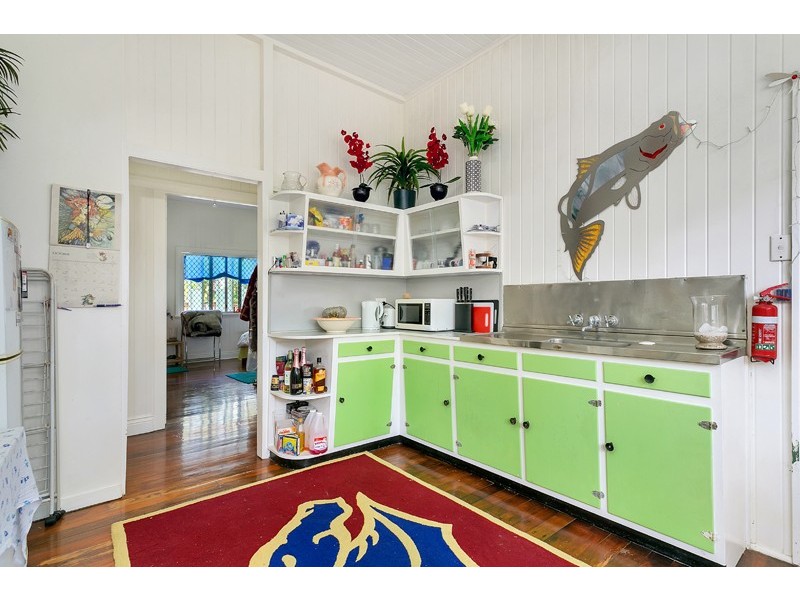 42 Lily Street, Cairns North QLD 4870