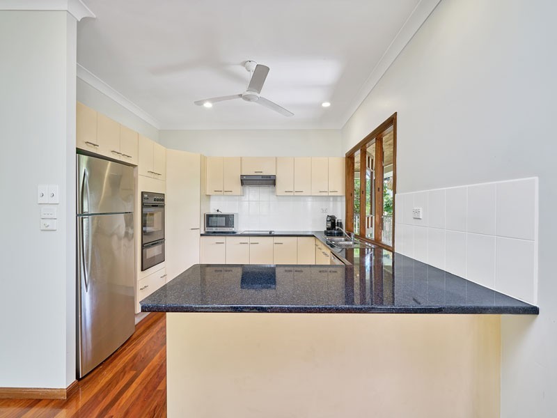 23 Callum Street, Mooroobool QLD 4870