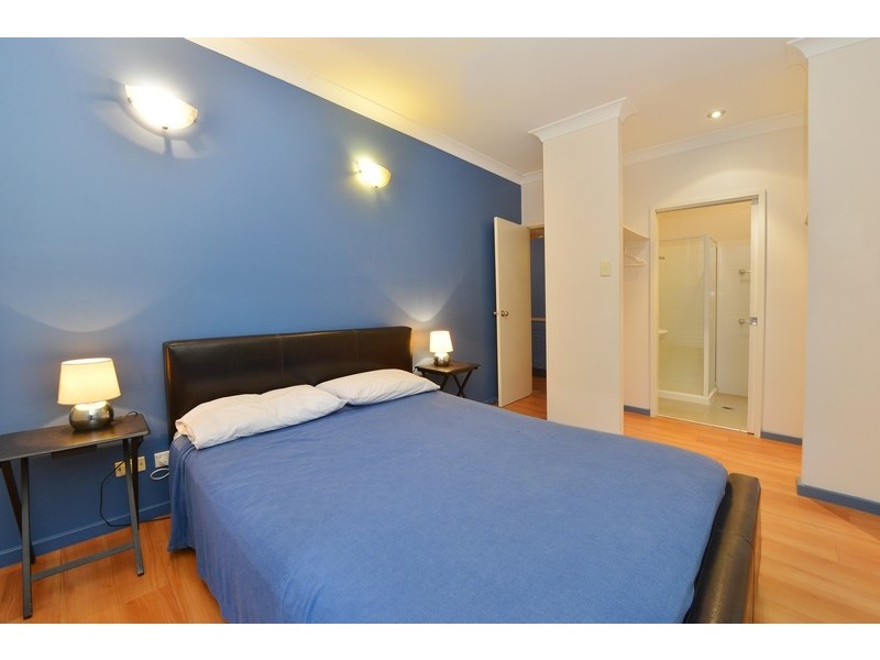 1 Raintree Place, Edge Hill QLD 4870