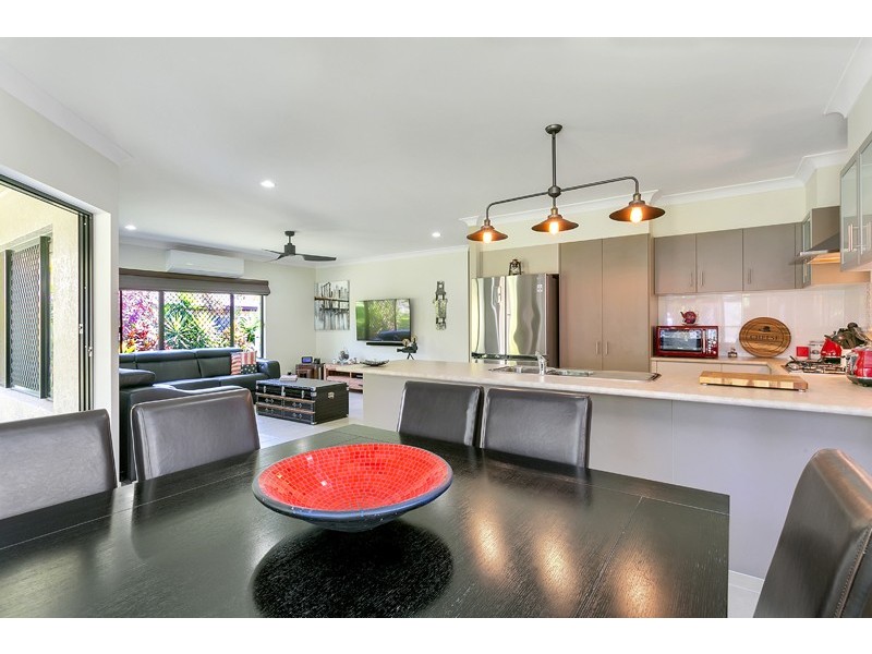 32 Torbay Street, Kewarra Beach QLD 4879