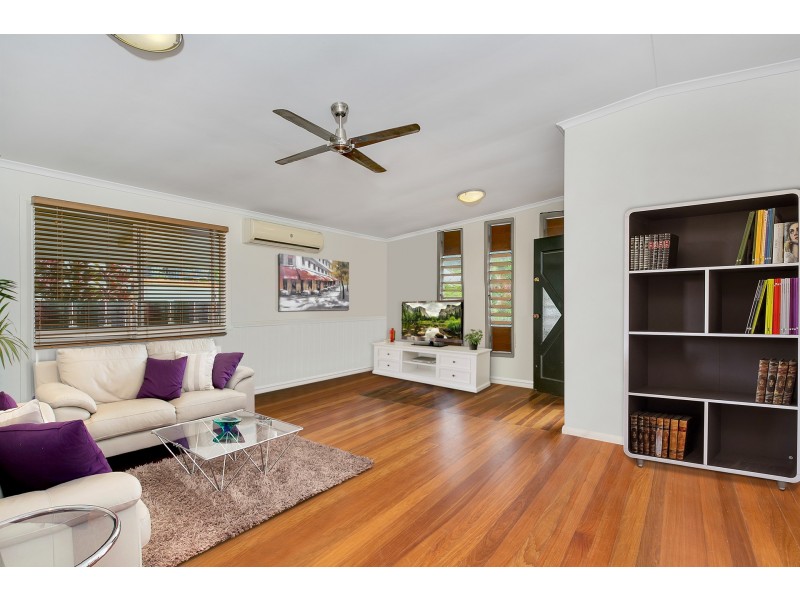 31 Oxley Street, Edge Hill QLD 4870