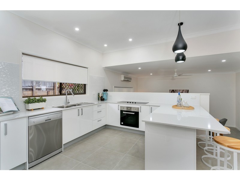5 Gouldian Street, Bayview Heights QLD 4868
