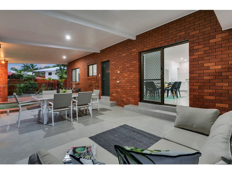 5 Gouldian Street, Bayview Heights QLD 4868