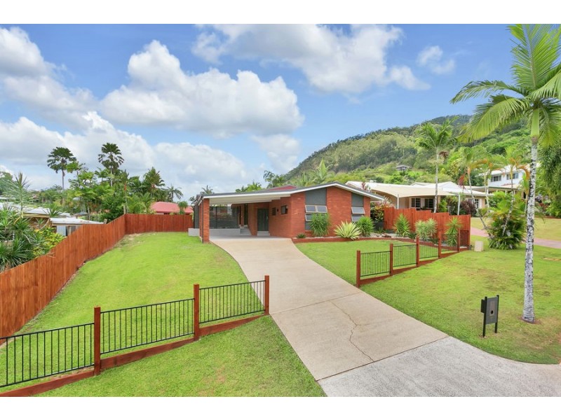 5 Gouldian Street, Bayview Heights QLD 4868