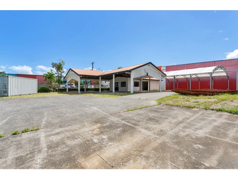 10 Mt Koolmoon Street, Smithfield QLD 4878