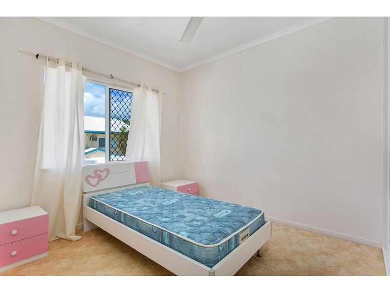 4/2 Grantala Street, Manoora QLD 4870