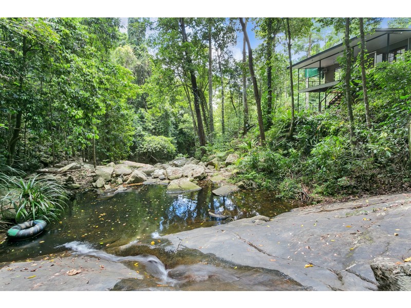 112 Mansfield Street, Earlville QLD 4870