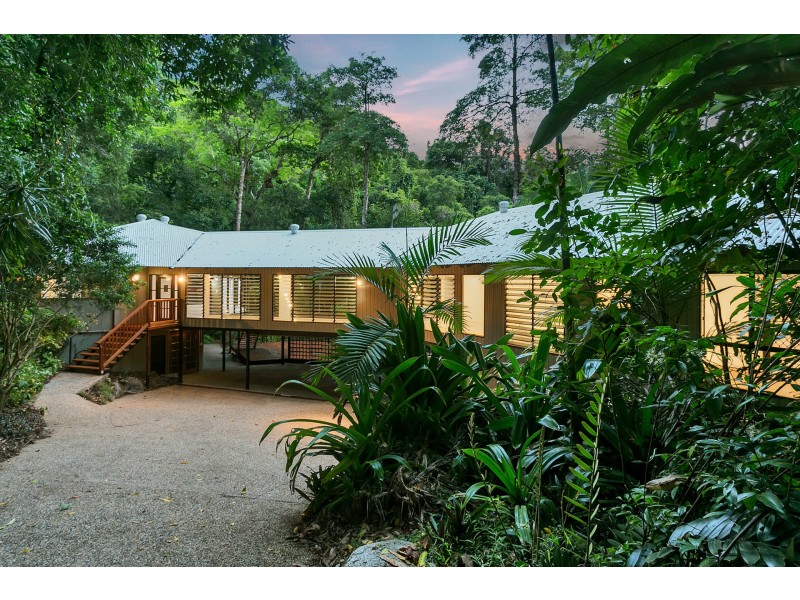 112 Mansfield Street, Earlville QLD 4870