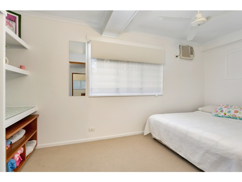 3 Nero Close, Mooroobool QLD 4870