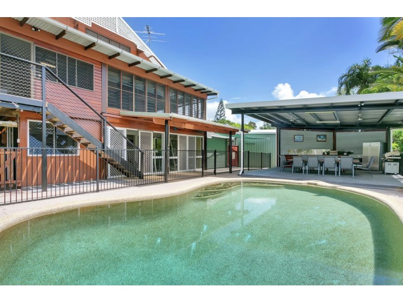 3 Nero Close, Mooroobool QLD 4870