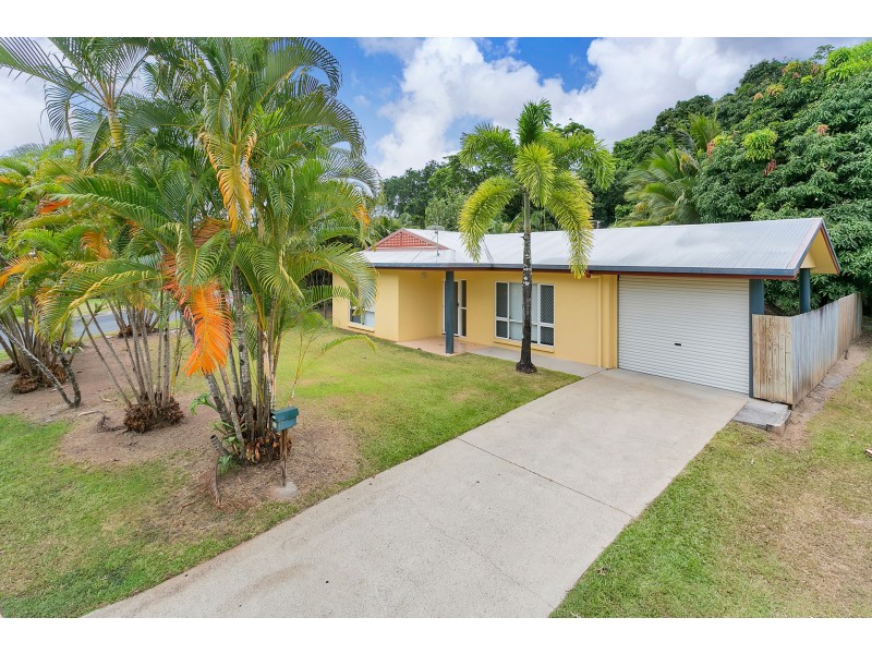 32 Dodd Court, Mooroobool QLD 4870