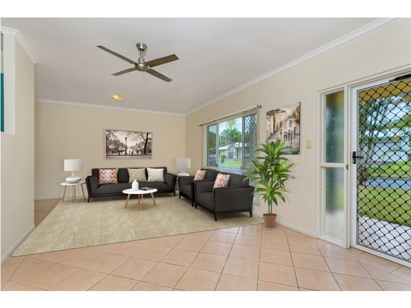 32 Dodd Court, Mooroobool QLD 4870