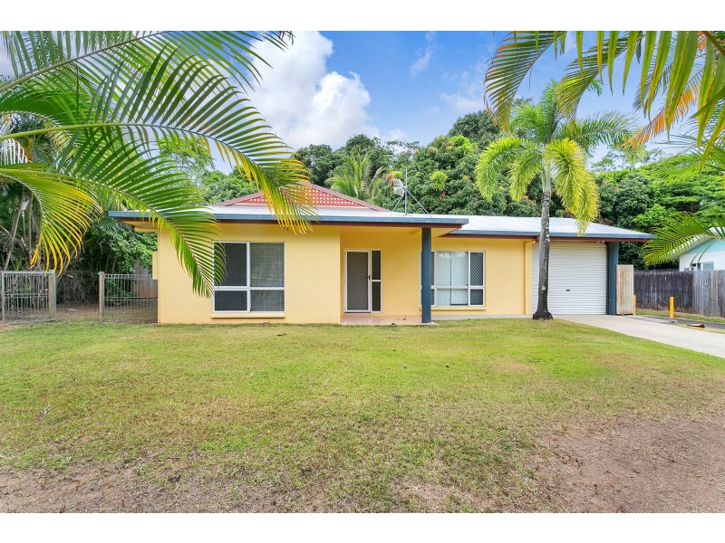 32 Dodd Court, Mooroobool QLD 4870