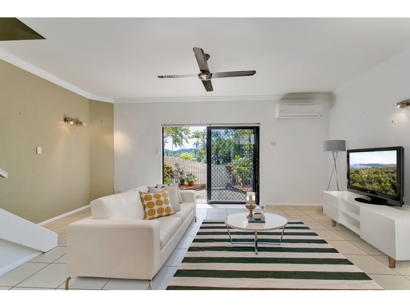 8/9-11 Margaret Street, Redlynch QLD 4870