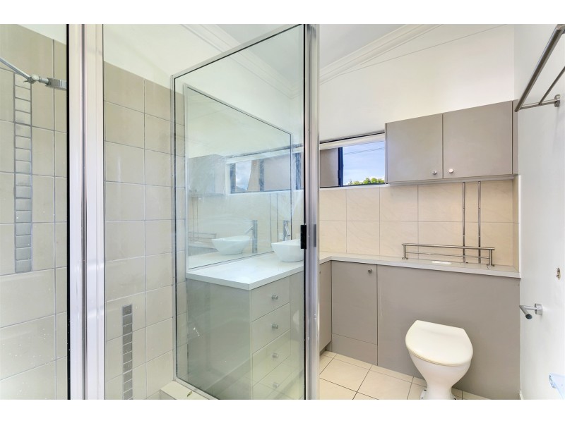 8/9-11 Margaret Street, Redlynch QLD 4870