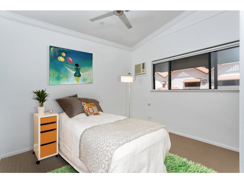 8/9-11 Margaret Street, Redlynch QLD 4870