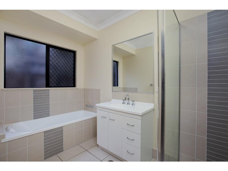 5 Sandover Close, Bentley Park QLD 4869