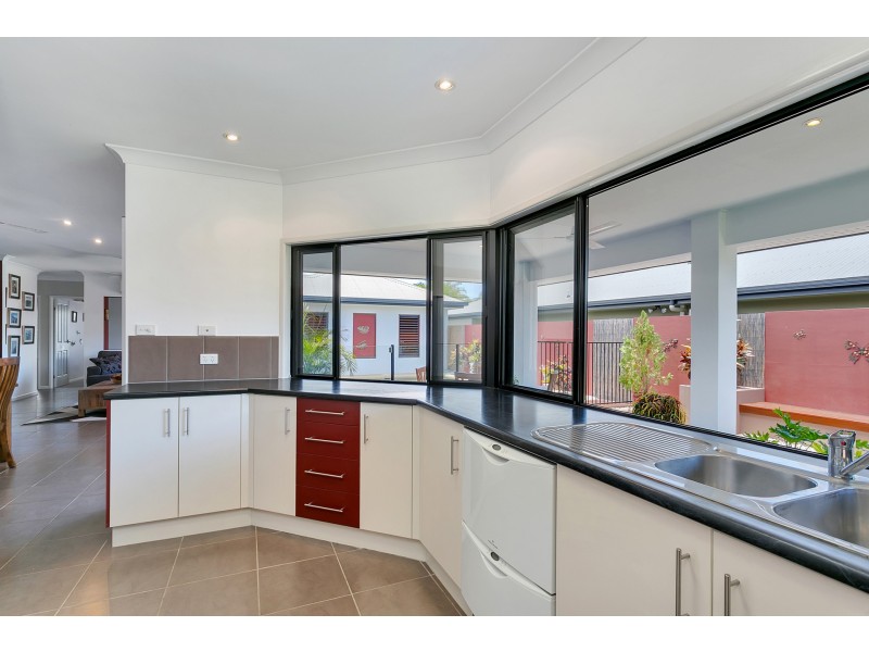 3 Myalup Close, Kewarra Beach QLD 4879