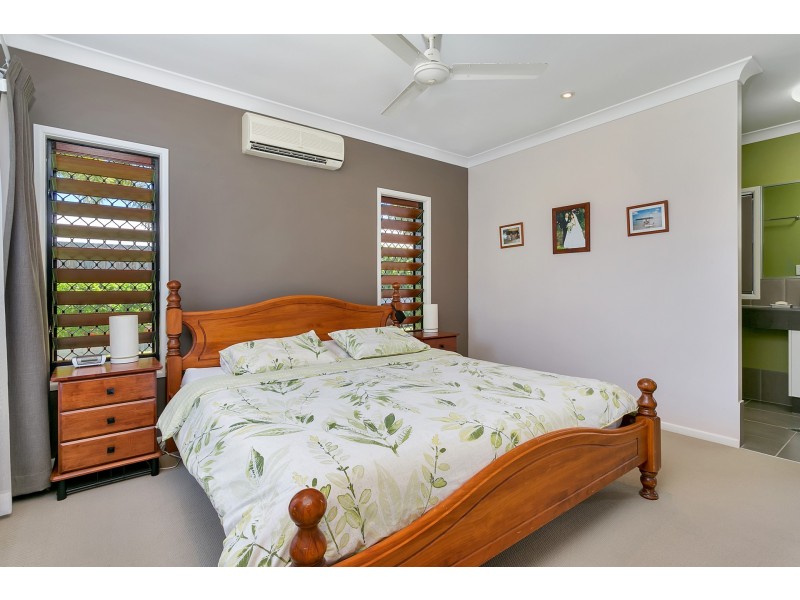 3 Myalup Close, Kewarra Beach QLD 4879