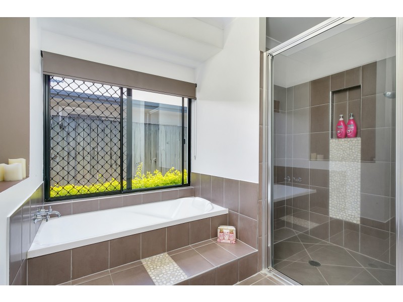 3 Myalup Close, Kewarra Beach QLD 4879