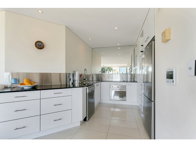 401/279 Esplanade, Cairns North QLD 4870