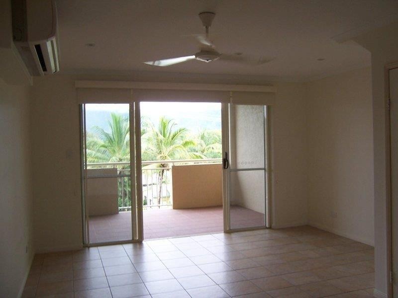 18/110 Moore Street, Trinity Beach QLD 4879