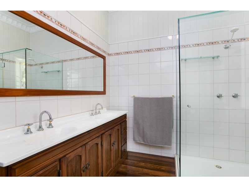 116 Cairns Street, Cairns North QLD 4870
