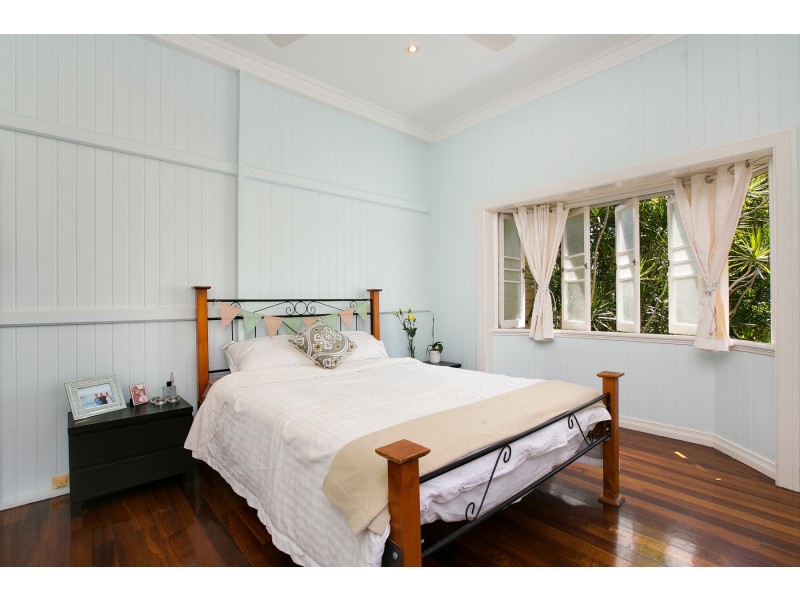 116 Cairns Street, Cairns North QLD 4870