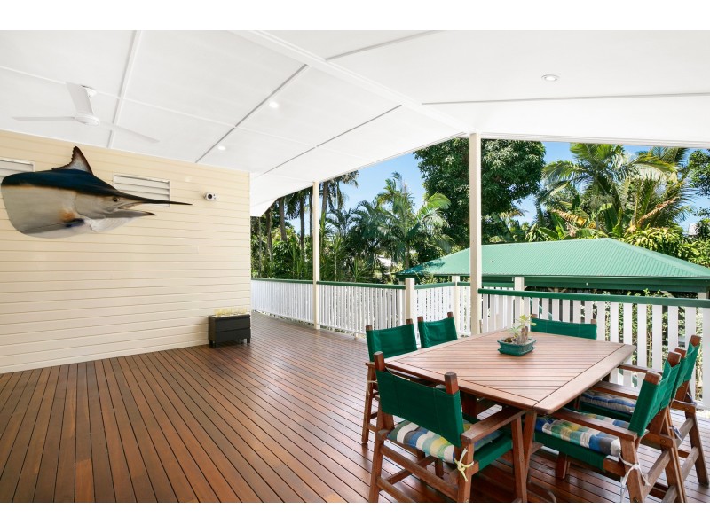 116 Cairns Street, Cairns North QLD 4870