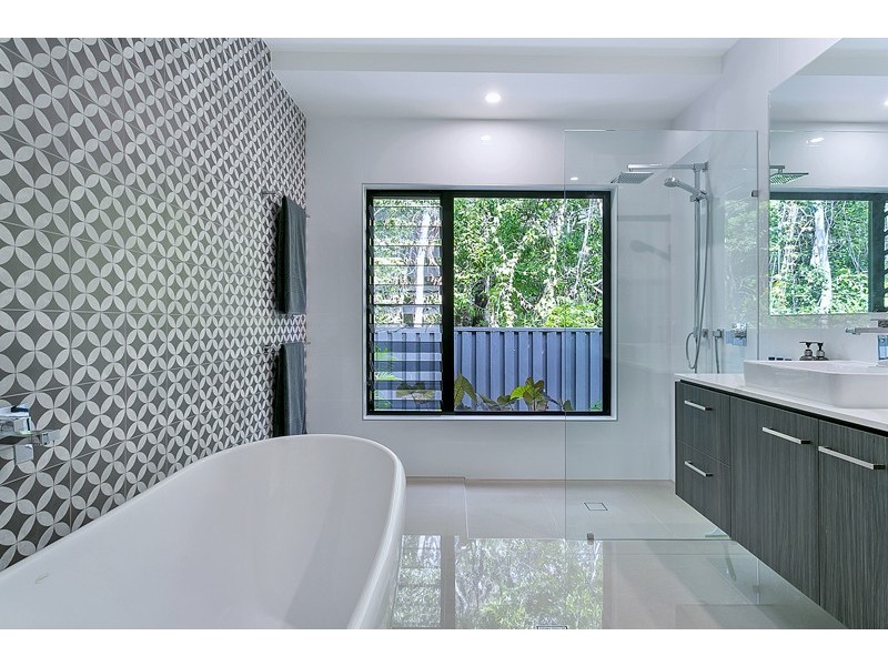 23 Litara Court, Palm Cove QLD 4879