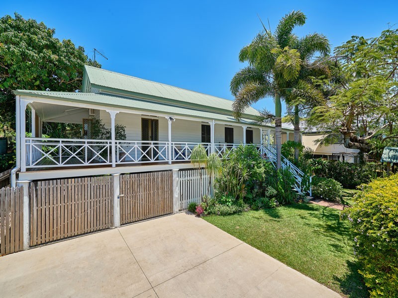 35 Upward Street, Parramatta Park QLD 4870