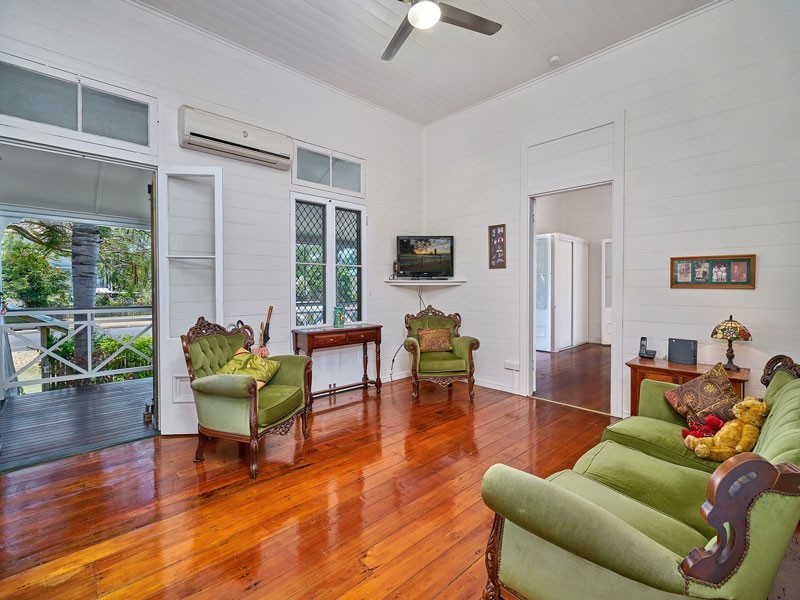 35 Upward Street, Parramatta Park QLD 4870