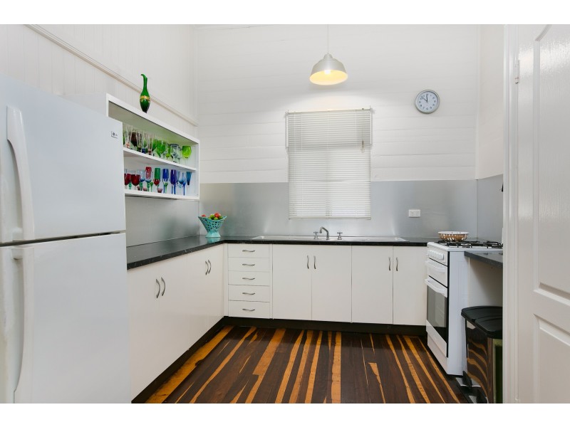 15 Archie Street, Parramatta Park QLD 4870