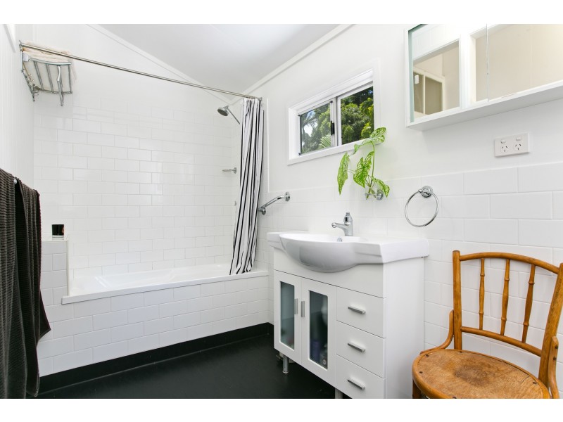 15 Archie Street, Parramatta Park QLD 4870