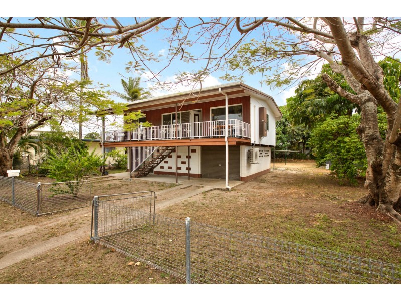 97 Tills Street, Westcourt QLD 4870