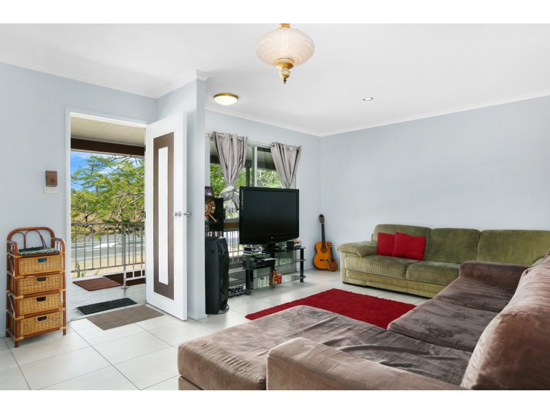 97 Tills Street, Westcourt QLD 4870