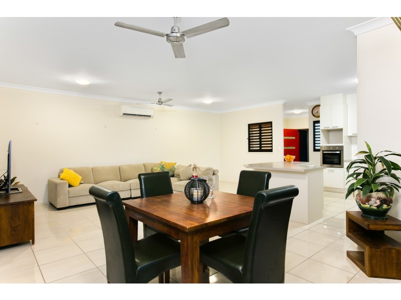 9 Palmer Rise, Brinsmead QLD 4870