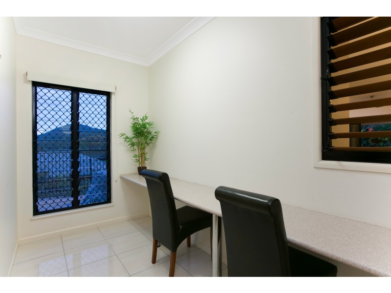 9 Palmer Rise, Brinsmead QLD 4870