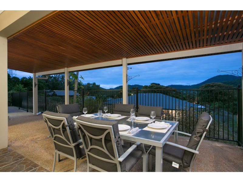 9 Palmer Rise, Brinsmead QLD 4870