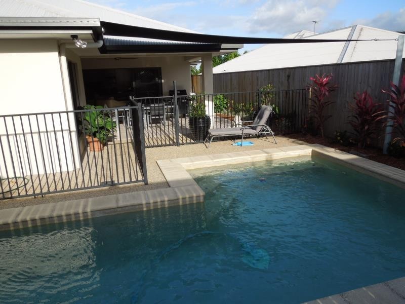 15 Catamaran Circuit, Trinity Beach QLD 4879