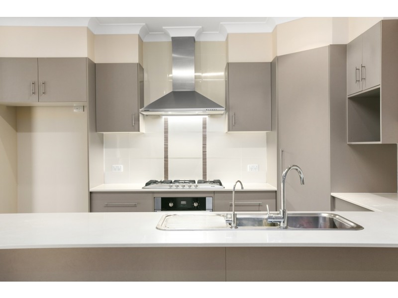 3 Perch Street, Kanimbla QLD 4870