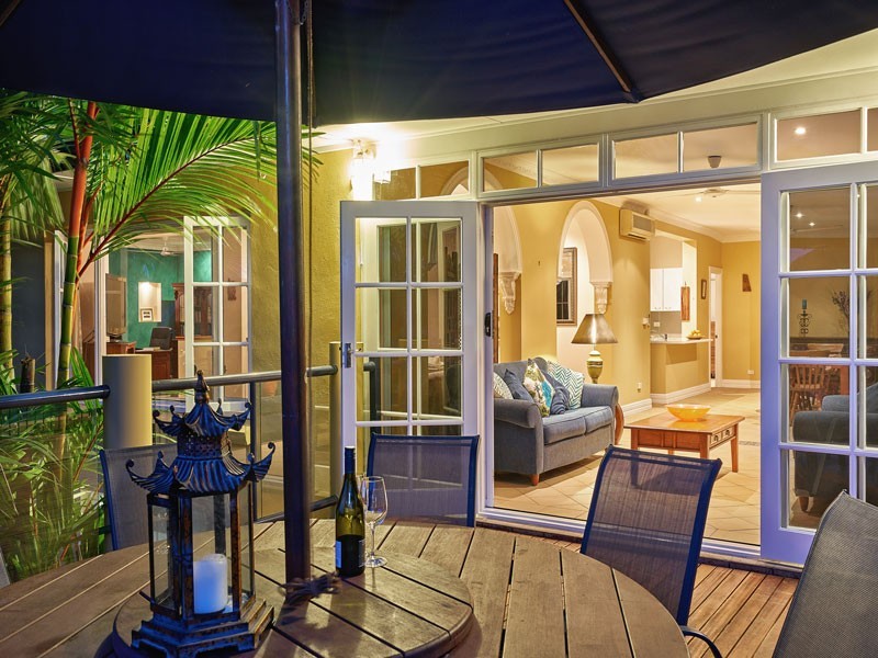 138 Hillview Crescent, Whitfield QLD 4870