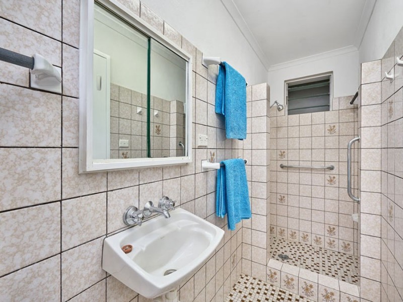 138 Hillview Crescent, Whitfield QLD 4870