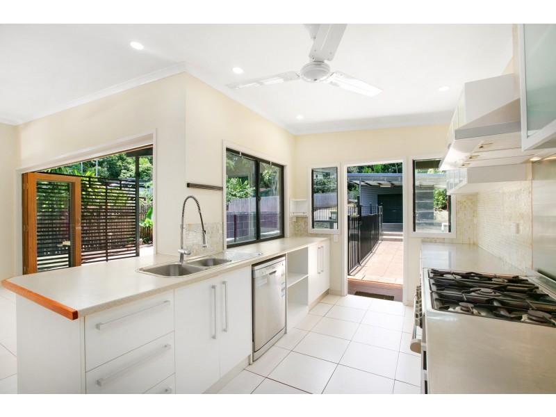 131 Old Smithfield Road, Freshwater QLD 4870