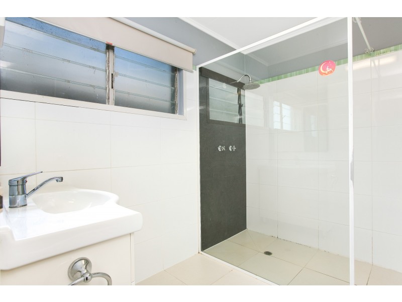 131 Old Smithfield Road, Freshwater QLD 4870