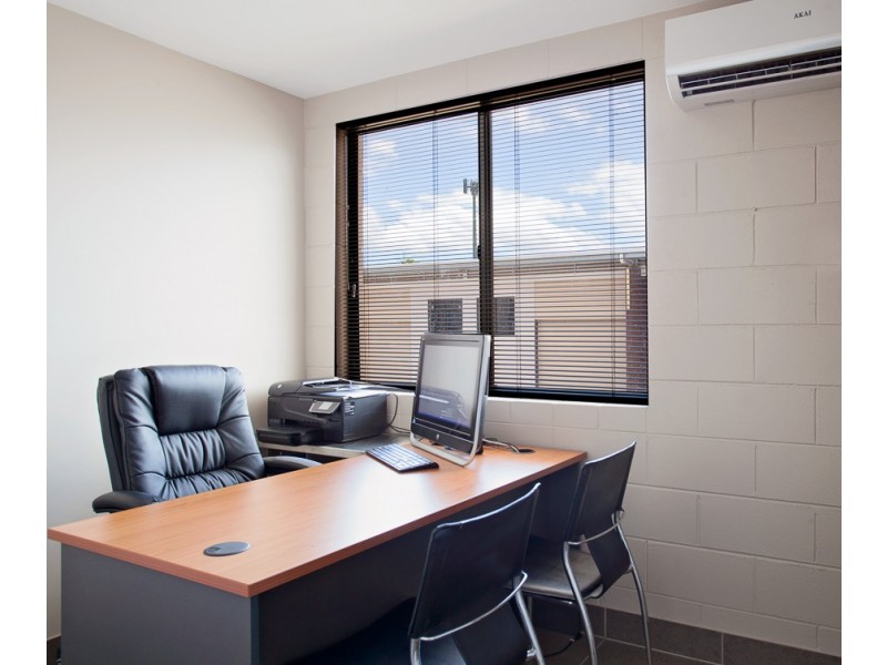 42/170-182 Mayers Street, Manunda QLD 4870